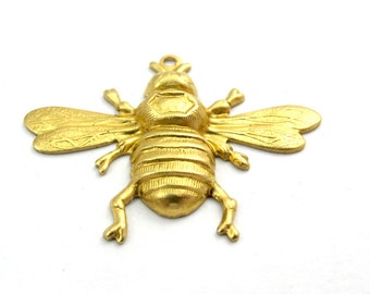Brass Bumble Bee Charms (4X) (M543)