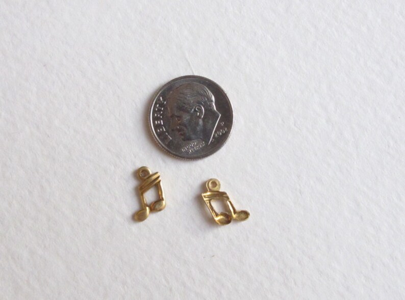 Tiny Brass 16th Music Note Charms 6x M528 image 4