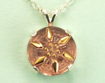 Rose and Gold Tone Czech Glass Button Necklace