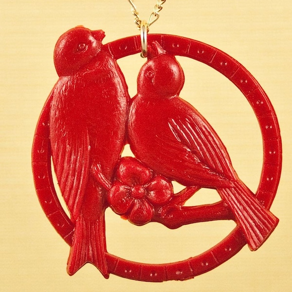 Vintage Red Kissing Celluloid Bird Necklace..silver loop, no chain