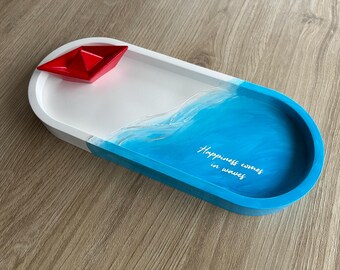 "Dreamer" Tray with Boat - Large (25 cm)