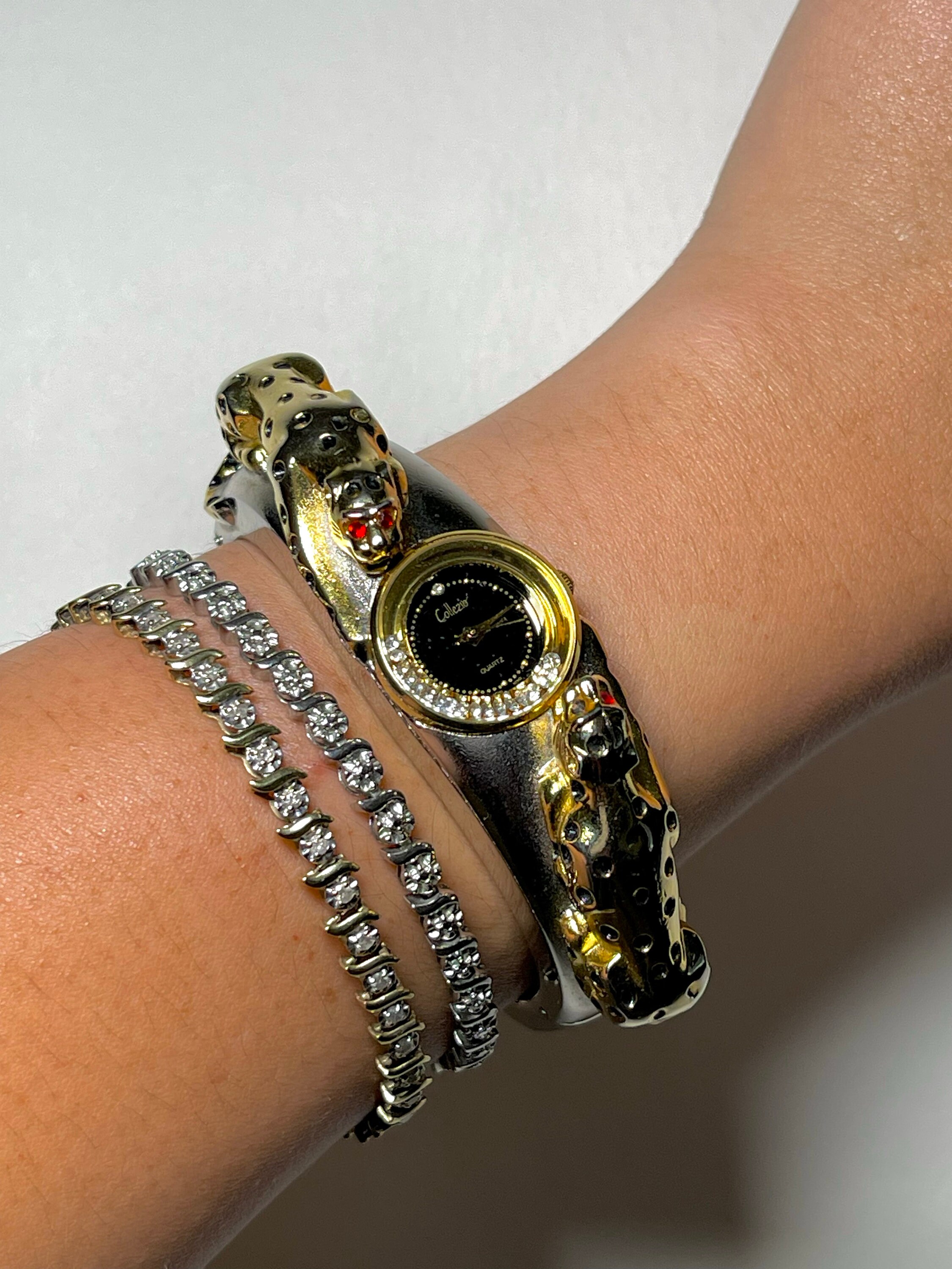 Vintage Collezio Rhinestone Leopard Cocktail Hinged Watch - WORKING Vintage Collezio Rhinestone Leopard Cocktail Hinged... | Depop main image 2