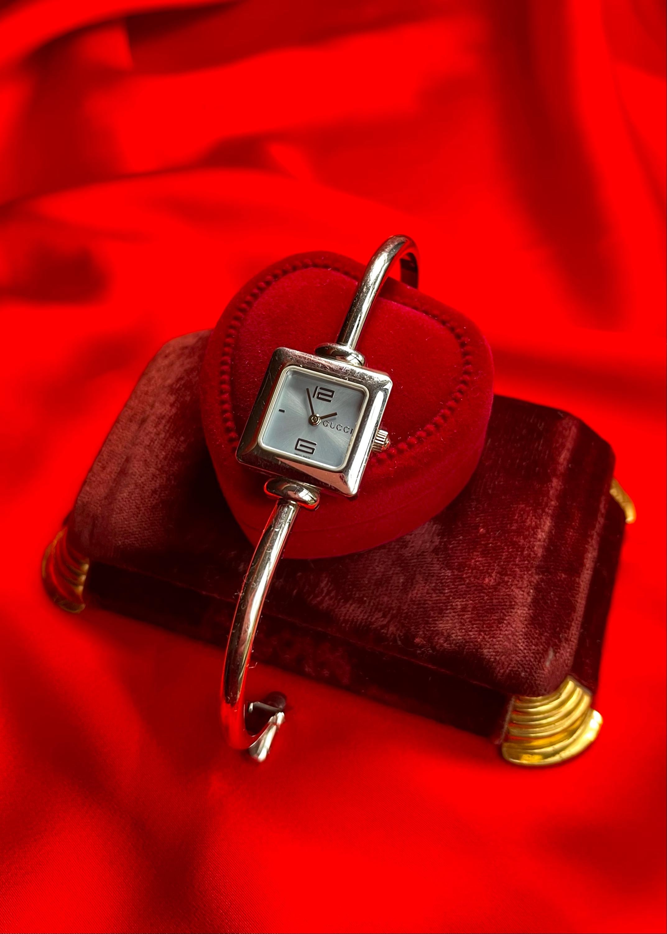 Vintage Gucci 1900L, Ladies Square Quartz Watch - Swiss Made - Etsy