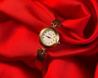 Vintage Gruen “peek-a-boo” Two Tone Bracelet Watch - Etsy display picture 2