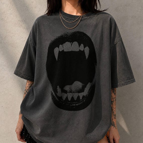 Vintage Vampire Fangs Shirt, Punk Gothic Horror Tee, 90s Grunge Spooky Halloween Graphic T-Shirt