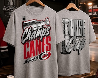 Camiseta de los Carolina Hurricanes campeones de la Copa Stanley, camiseta de los Canes campeones de 2026, camiseta de hockey "Raise The Cup", camiseta para aficionados de los playoffs de la Copa Stanley