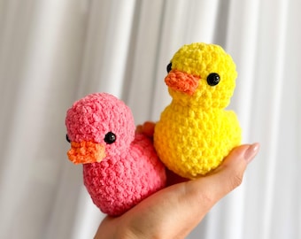 No Sew Duck amigurumi crochet pattern NO SEW duck, duckie, bird, kawaii cute easy crochet pattern
