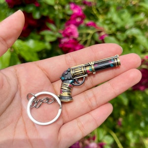 Pre-Order* Arcane inspired Jinx Pistol keychain/Jinx 'ZAPPER' keychain/Arcane merch/VI/LIMITED stock!! Freebie Arcane sticker included