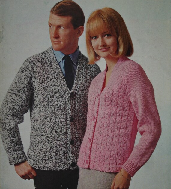 GREAT DESIGN BETTE VEST to KNIT in BULKY WEIGHT YARN in 5 SIZES by FIESTA YARNS