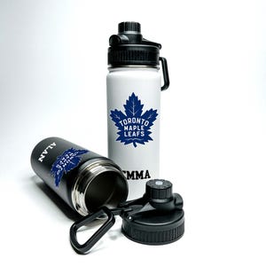 Nom personnalisé Nom personnalisé American Pro Hockey Nom de la bouteille d&#39;eau de sport hydrophobe isolée en acier inoxydable de 18/32 oz qui garde le froid pendant 24 heures