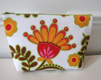 Large Zipper Purse Makeup Pouch with Flat Bottom