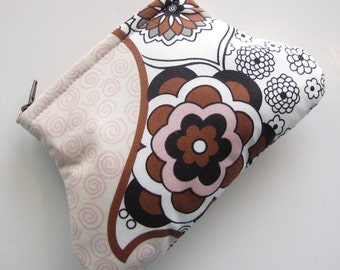 Curvy Coin Pouch Zipper Coin Purse in Brown White Pink and Floral