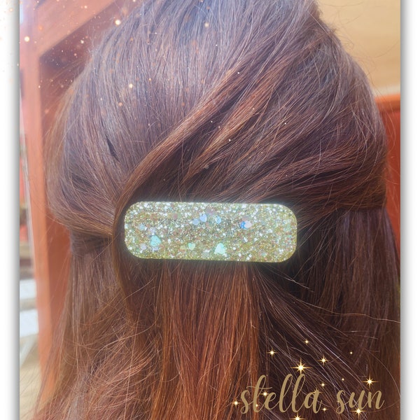 Barrettes en résine avec système de pince crocodile, modèle unique fait main avec amour et paillettes