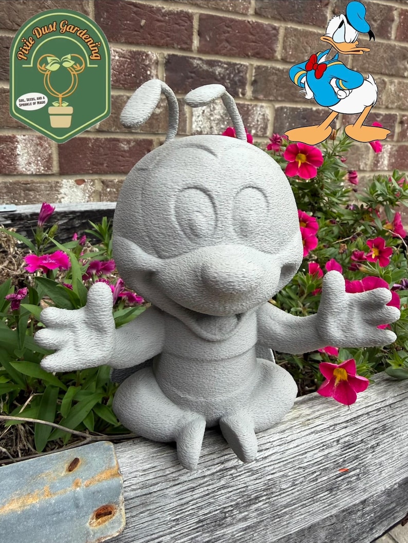 Spike the BEE Garden Statue Decor Flower Disney gift EPCOT festival home Yard Stake image 1