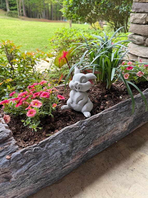 THUMPER Garden Statue Decor Flower Disney Bambi Gift Epcot