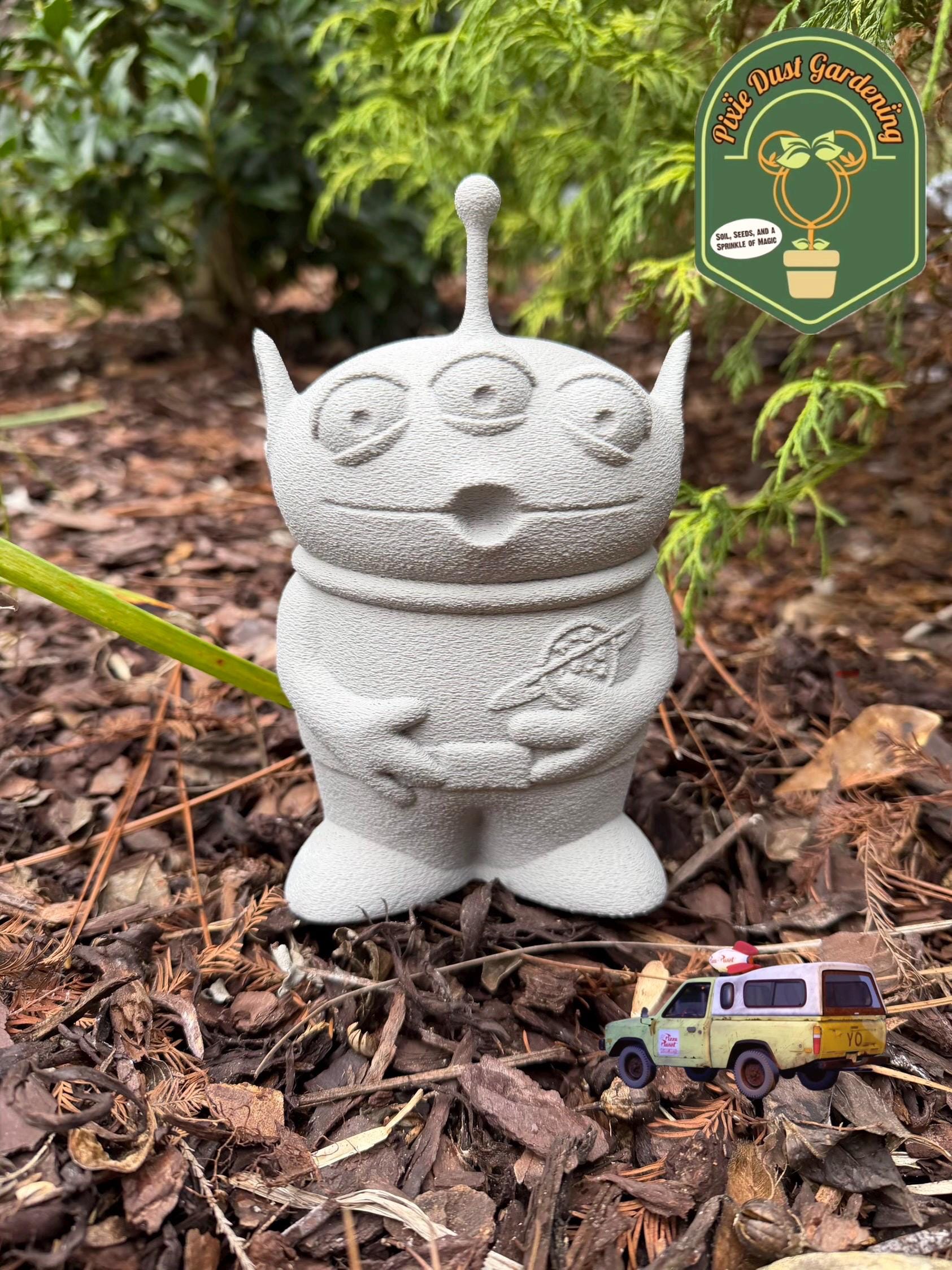 Pixar Toy Story Green Alien Garden Statue - Flower Decoration