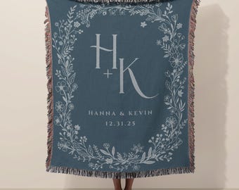Manta personalizada para bodas con los nombres de la pareja. Regalo para la novia. Regalo personalizado para la despedida de soltera o como regalo de compromiso.