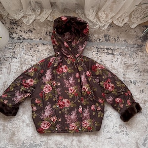 Vintage Weekend Max Mara Designer Floral Hooded Rose Faux Fur Cuffs Puffer Jacket