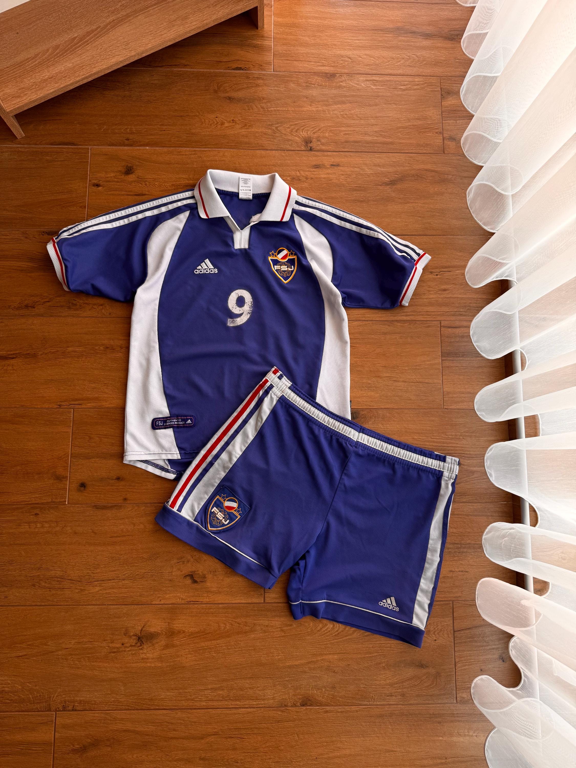 Vintage Yugoslavia National 2000/01 #9 Milosevic Football Jersey