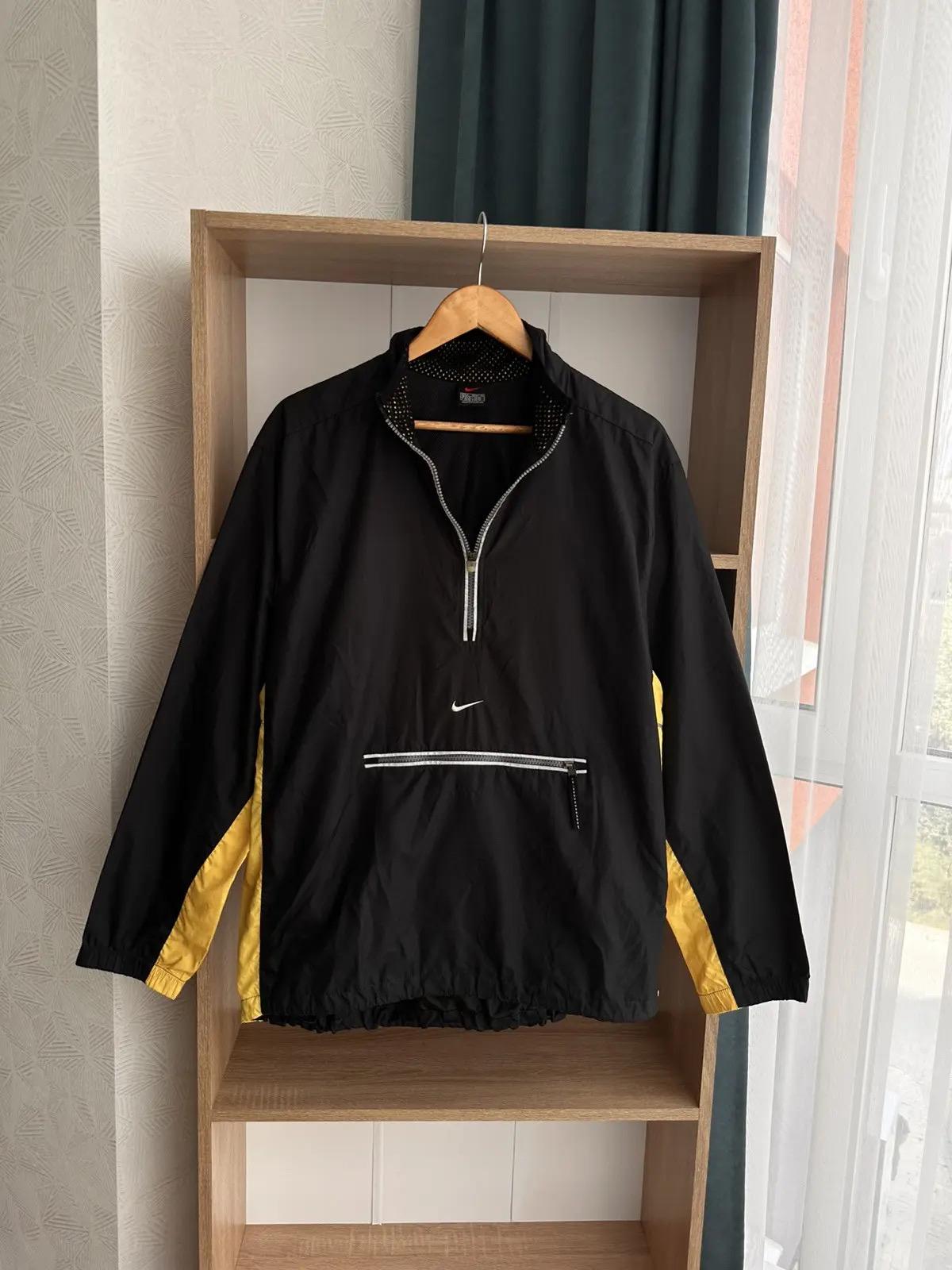 ジャケット・アウター Vintage NIKE Nylon Track Jacket Black L Vintage Nike Nylon Black&yellow Anorak Trackjacket - Etsy
