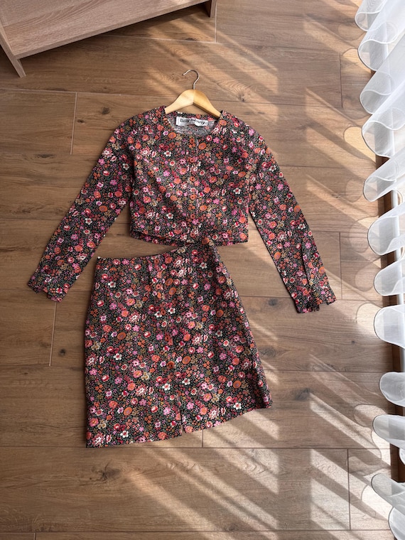 Vintage Billy Bonny Paris Floral Streetwear W' Skirt Suit