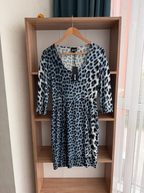 blue and black animal print dress Blue & Black Animal Print Ruched Detail Jersey Midi Dress