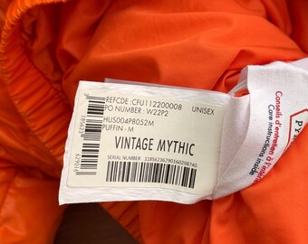 Doudoune japonaise vintage Pyrenex Mythic orange France