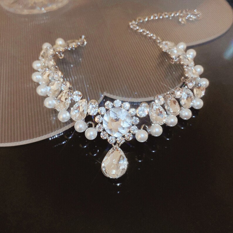 Wekicici Crystal Bridal Jewelry Set – Rhinestone Choker Necklace & Earrings, Red, Adjustable, Gift Box