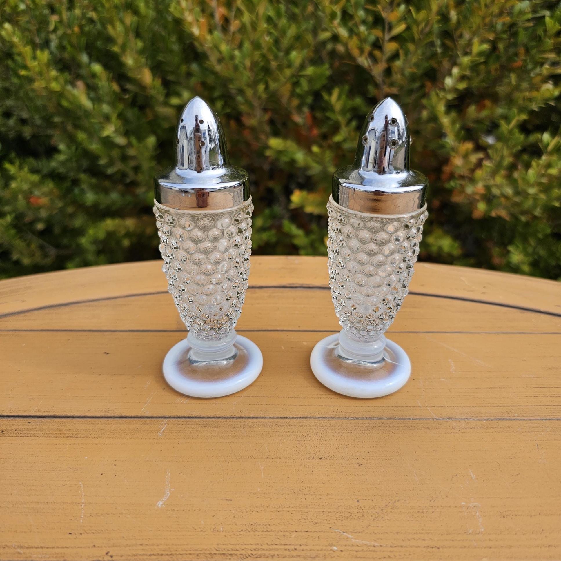 Hobnail Salt and Pepper Shaker - Etsy