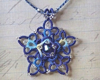 Star tatted lace pendant necklace blue violet sliding knot