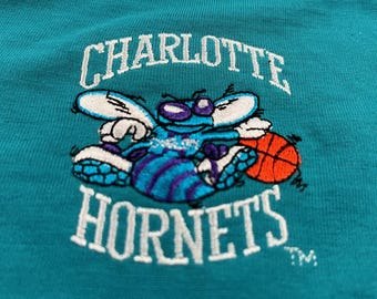 Vintage 90s Charlotte Hornets NBA Basketball Starter Sportswear 