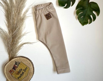 Leggings beige: leggings para bebés, leggings para niños, leggings de punto, tallas de pantalones para bebés. 50 - 104