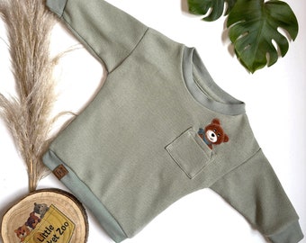 Gebreide trui in oudgroen met dierenapplicatie - babytrui, kindertruimaat. 50 - 104