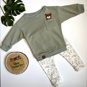 Babyleggings kombiniert mit Strickpullover