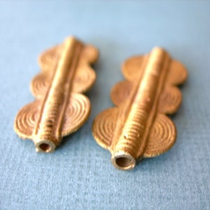 20 Ashanti African Trade lost wax cast brass bead from Ghana 9-12 mm BrassSing 19 hole 5-6mm.