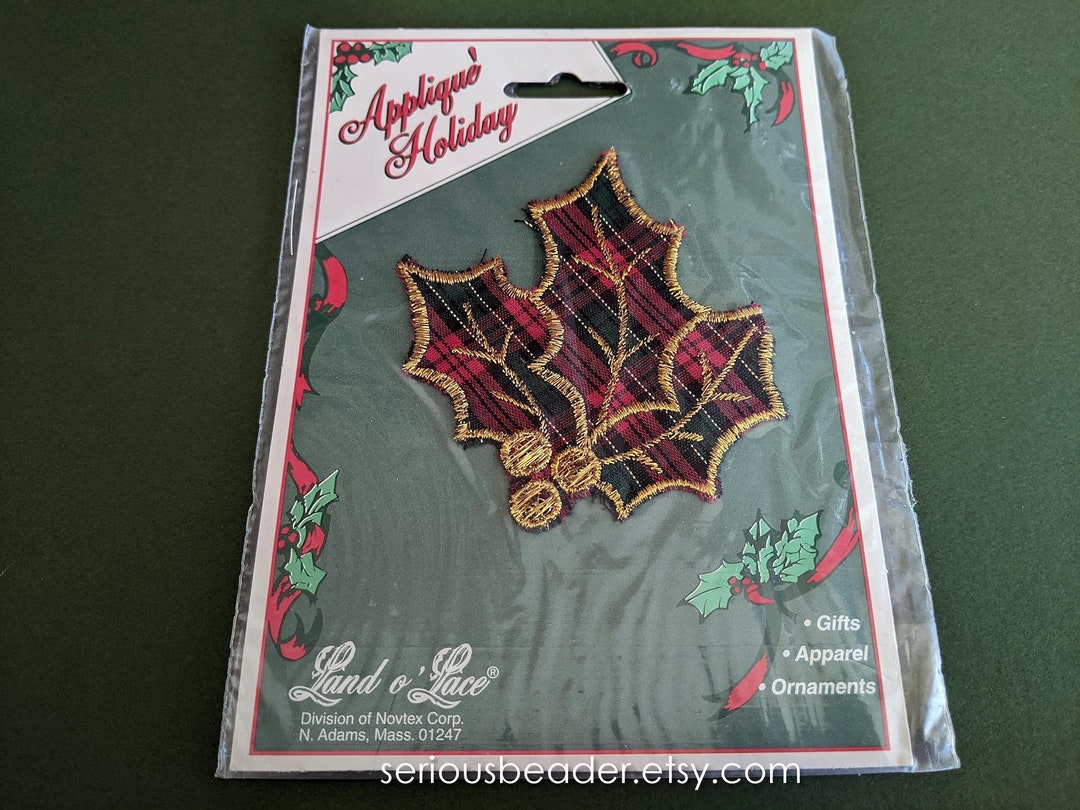 Christmas Fabric Applique, YOU CHOOSE Holly, Bow or Wreath, 4 for