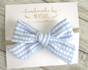 Blue Seersucker Baby Bow, Blue and white striped bow, newborn headbands, toddler bow, newborn bows, summer baby bows, nylon baby bows