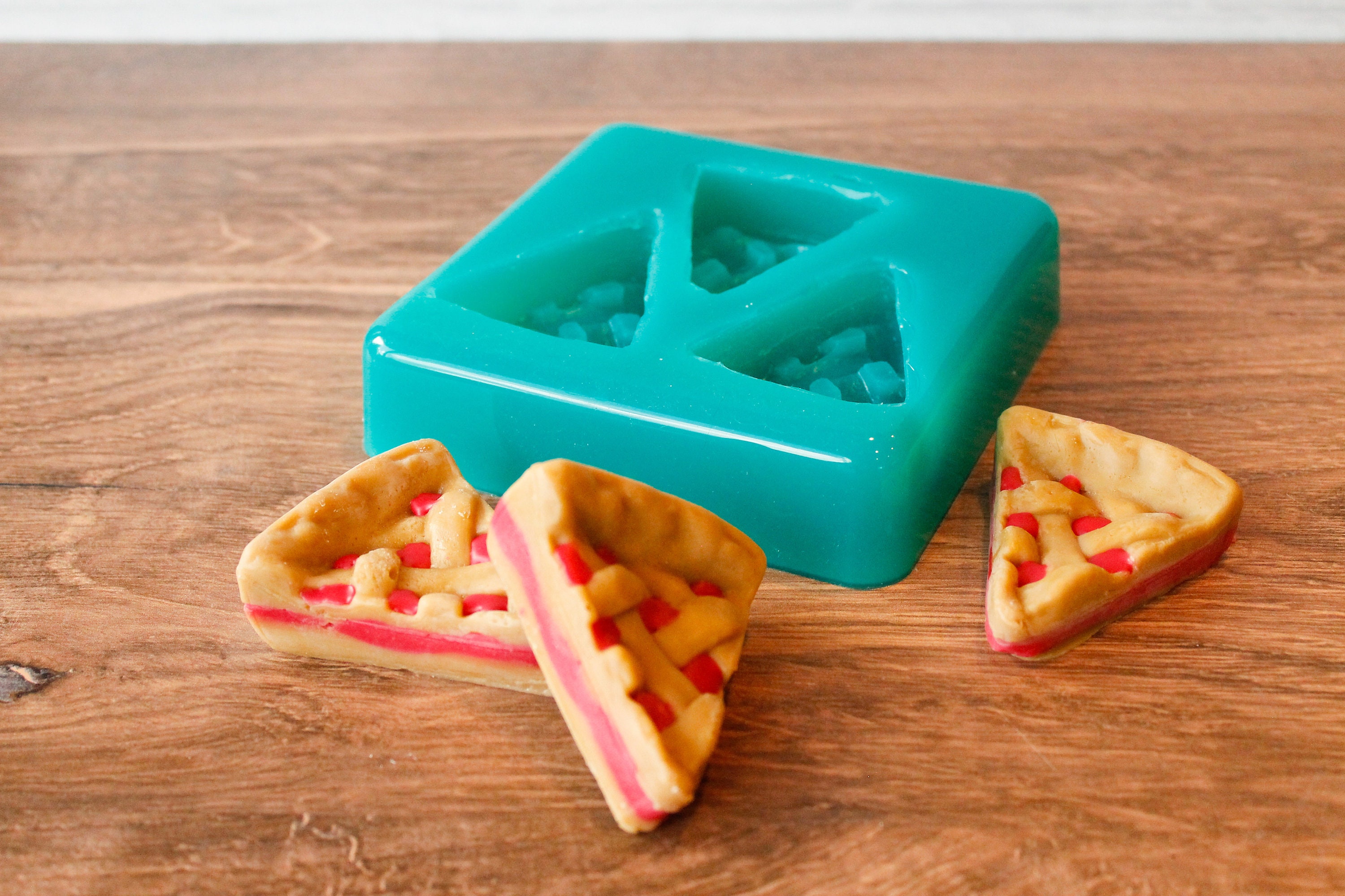 Euro DM Rubel Coin Storage Display Green Mini Pie Molds - Small Pie ...
