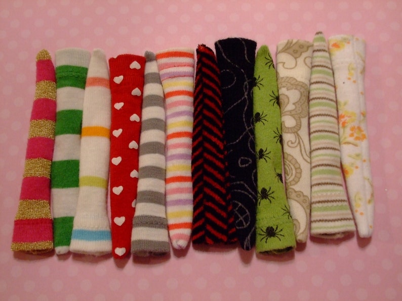 LAST PAIR Reminds Me Of Candy Blythe DAL Socks