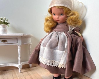 Belgium Nancy Ann STORYBOOK DOLL  #29 Bisque Vintage  5" tall, good condition.  1930's 1940's  Antique doll,  Wrist tag!  Around the World