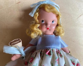 STORYBOOK DOLL Bisque Vintage Friday's Child  #184,  5 1/4" tall, Quaint Style, Nice condition!  Nancy Ann   1930's 1940's  Antique doll.