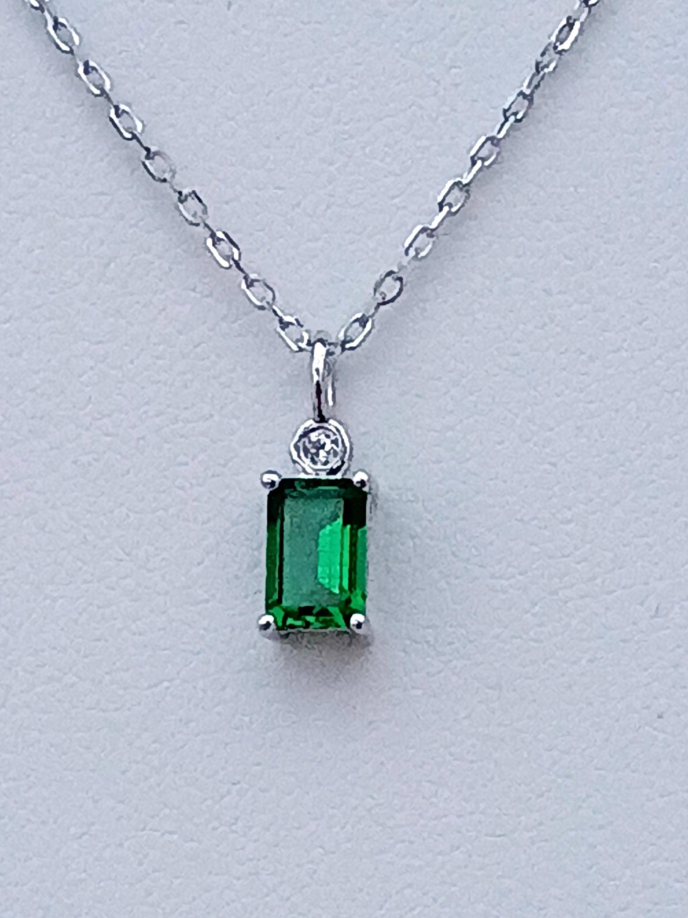 AAA Grade Zambian Emerald in 925 Silver Pendant Necklace