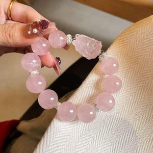 Rose Quartz Love Charm Bracelet – 14mm Romantic Peach Blossom Energy with Nine-Tailed Fox Accent for Attracting Romance & Self-Love