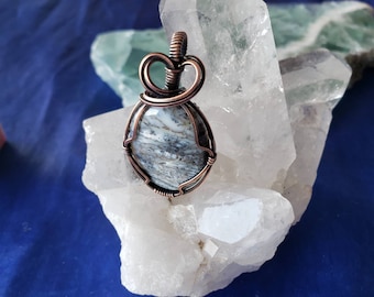 Wirewrapped Copper Dendritic Agate pendant. Oxidized