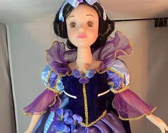 Snow White Porcelain Doll Special Edition Size, Disney Princess Snow White