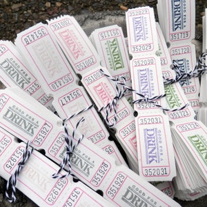 300 BUENOS para una BEBIDA, entradas para fiestas o bodas - Muy vainilla - Personalizados - Tú eliges el color de la tinta