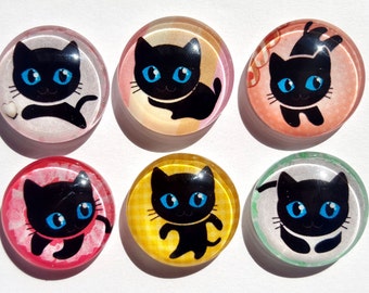 Cute Cat Glass Circle Magnets. Strong Magnet Set of 6 Circle Magnets. Round Magnets - Kitchen Decor. Office Decor. Party Favors.  Ver2  05