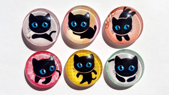 Cute Cat Glass Circle Magnets. Strong Magnet Set of 6 Circle Magnets. Round Magnets - Kitchen Decor. Office Decor. Party Favors.  Ver2  05