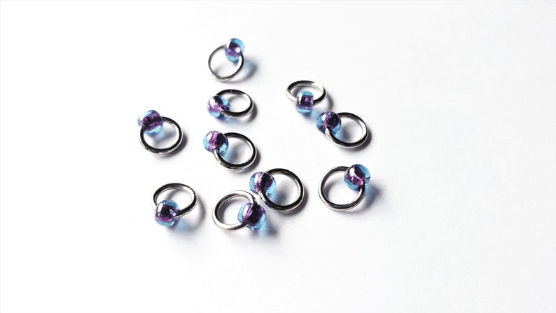 Blue and Purple Round O Ring Snag Free Stitch Markers For Knitting Progress Keepers Knitting Supplies Small Fits Up to US Size 3 Needle
