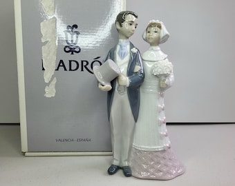 Lladro Bride & Groom # 4808. Wedding Day. Porcelain Figurine. With Box. Made in Spain. Retired.